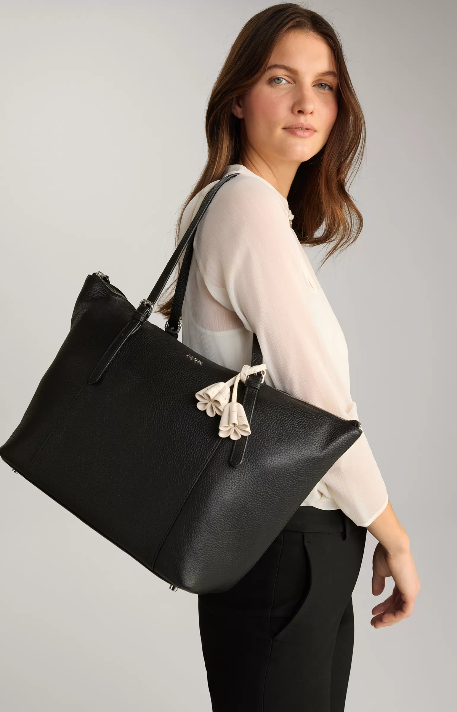 JOOP Shopper Giada Helena in Schwarz^ Taschen